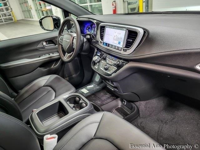 2026 CHRYSLER PACIFICA - Image 26