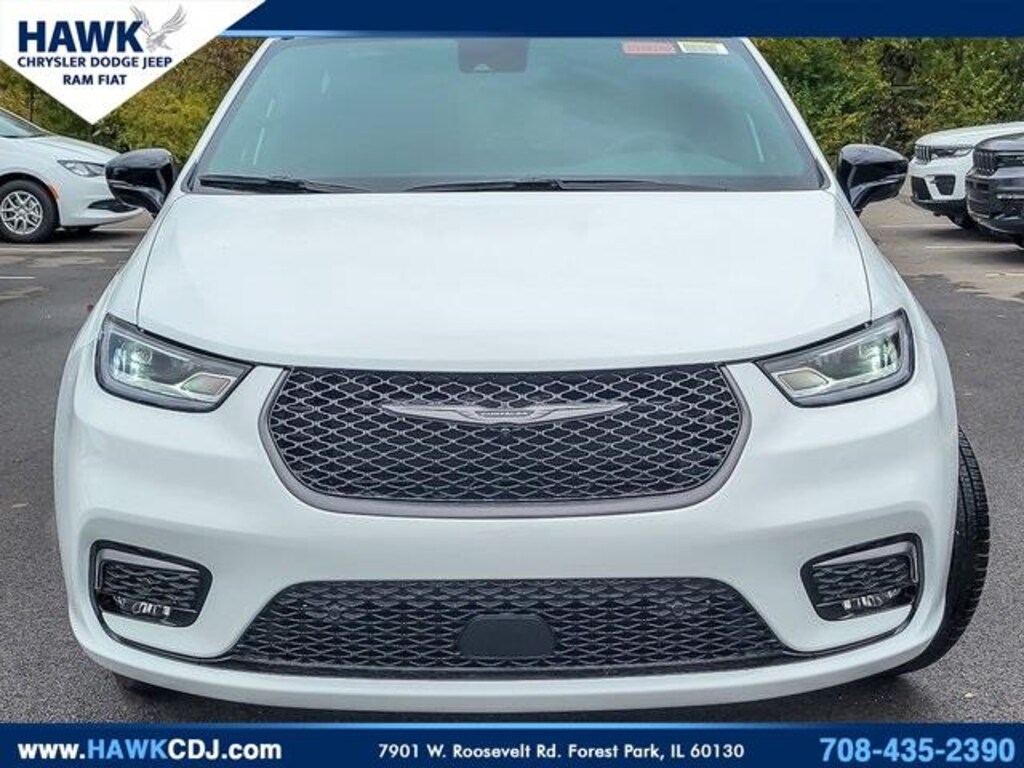 New 2026 Chrysler Pacifica Select Passenger Van