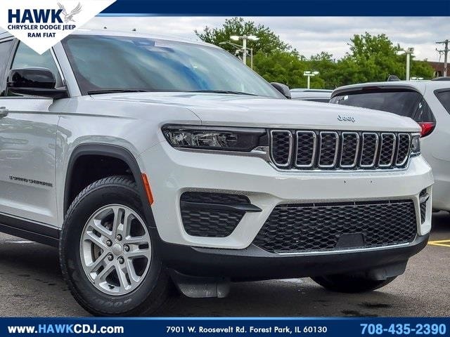Certified 2023 Jeep Grand Cherokee Laredo with VIN 1C4RJHAG2PC627614 for sale in Plainfield, IL