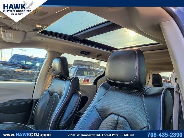 2023 CHRYSLER PACIFICA - Image 10