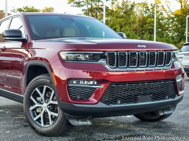 2024 Jeep Grand Cherokee Limited photo 2