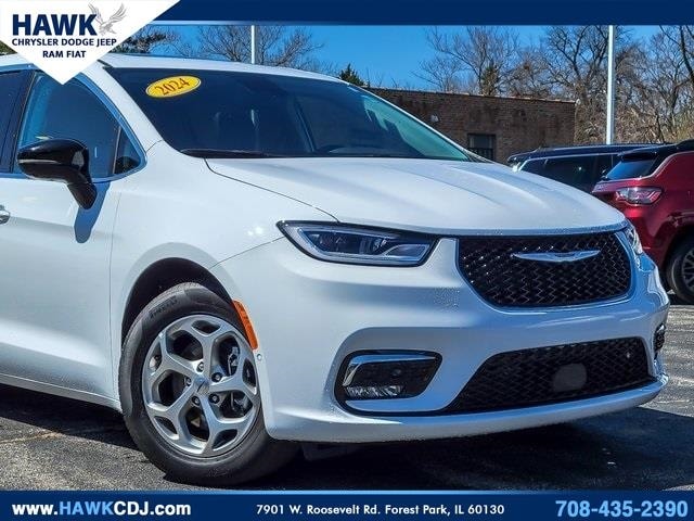 Certified 2024 Chrysler Pacifica Limited with VIN 2C4RC1GG6RR111596 for sale in Plainfield, IL