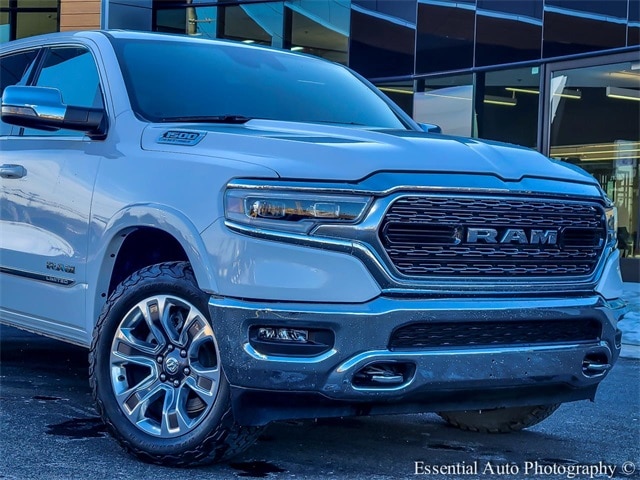 Used 2024 RAM Ram 1500 Pickup Limited with VIN 1C6SRFHTXRN202318 for sale in Plainfield, IL