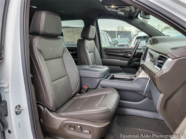 2023 GMC YUKON - Image 36