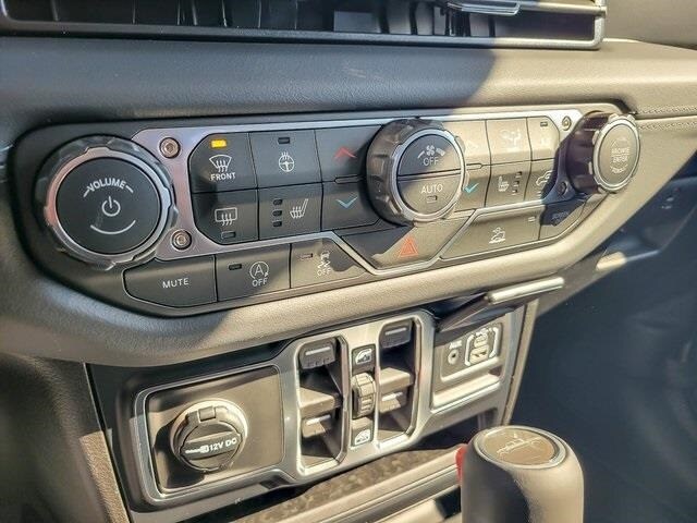 2026 JEEP GLADIATOR - Image 16