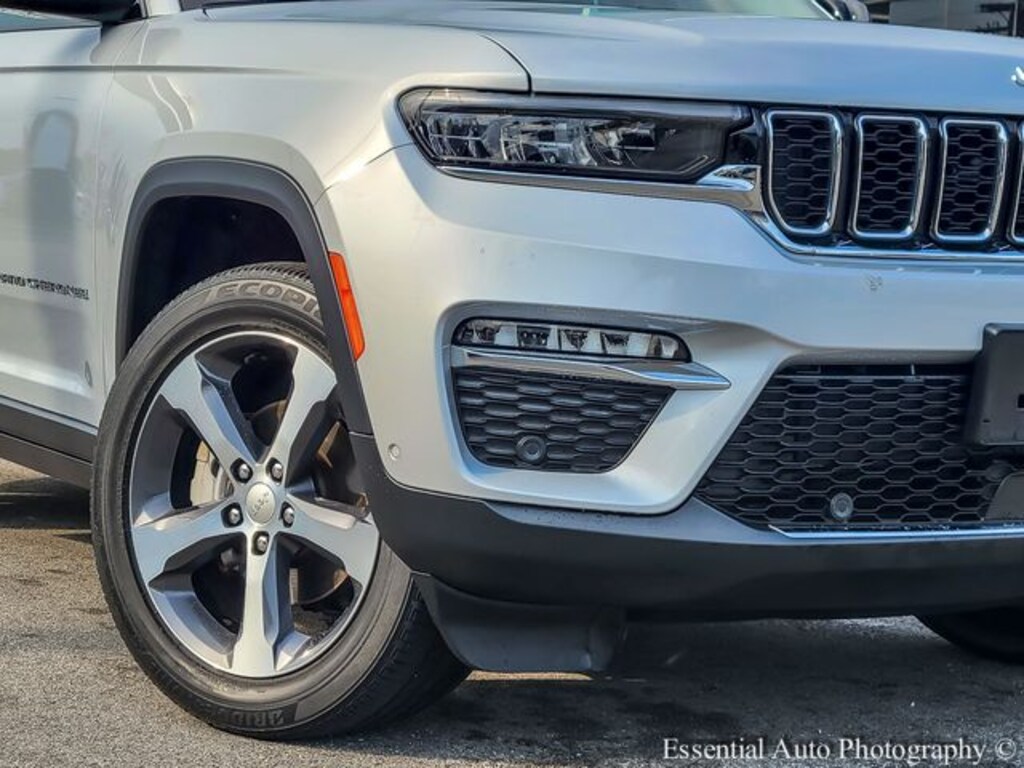 Used 2023 Jeep Grand Cherokee Limited SUV