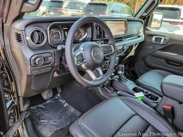 2025 JEEP WRANGLER - Image 10