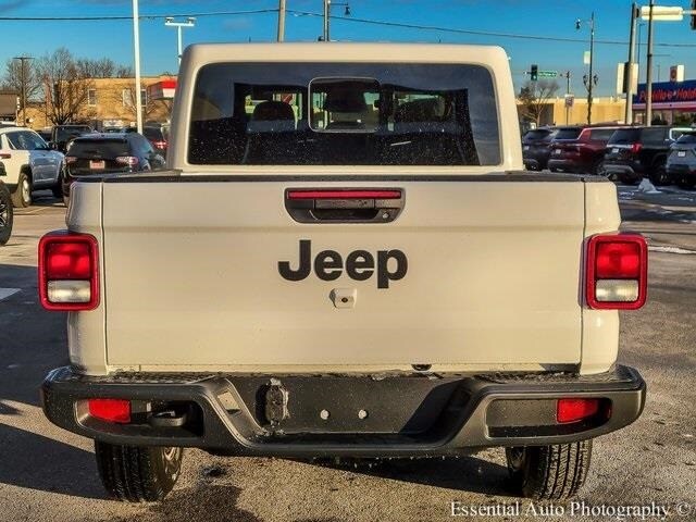 2026 JEEP GLADIATOR - Image 5