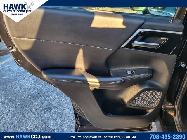 2024 MITSUBISHI OUTLANDER - Image 17