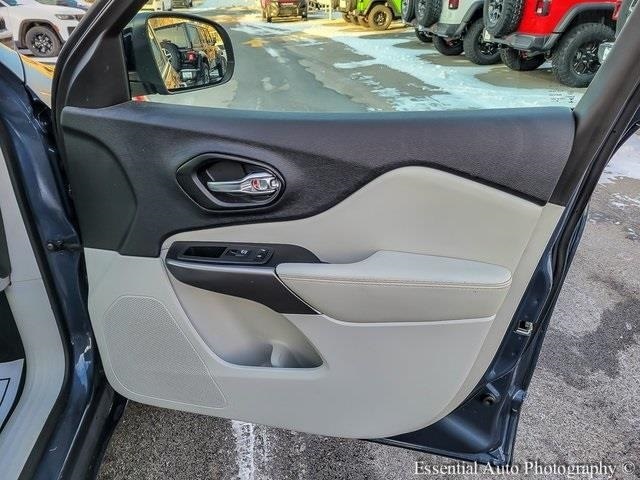 2022 JEEP CHEROKEE - Image 30