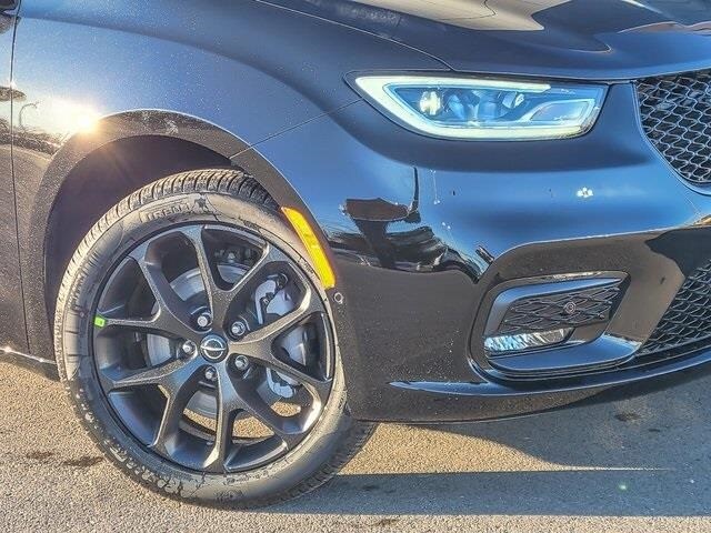 2026 CHRYSLER PACIFICA - Image 3