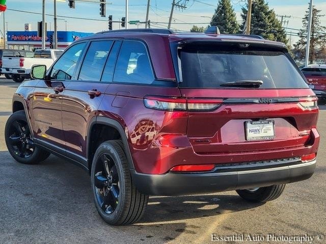 2025 JEEP GRAND CHEROKEE - Image 7