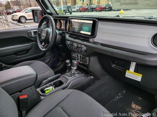 2026 JEEP GLADIATOR - Image 22