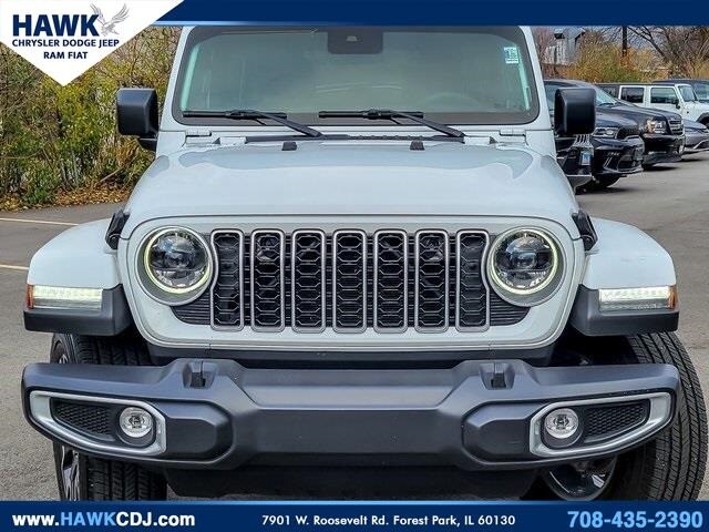 2024 Jeep Wrangler Sahara photo 4