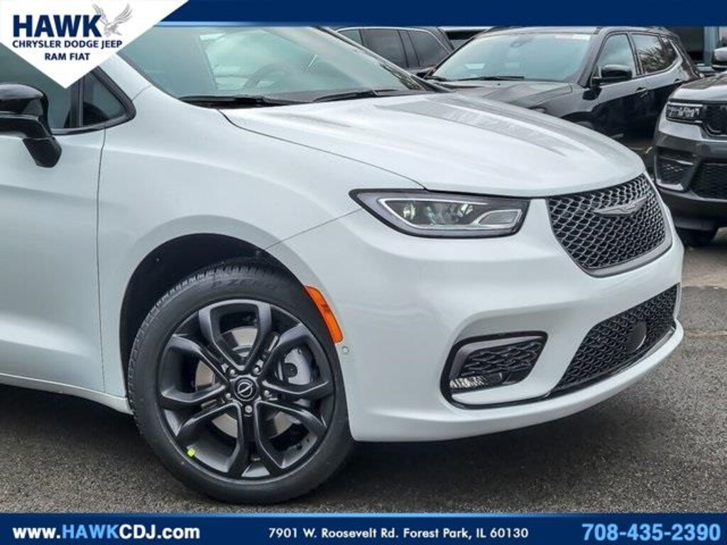 New 2026 Chrysler Pacifica Select Passenger Van