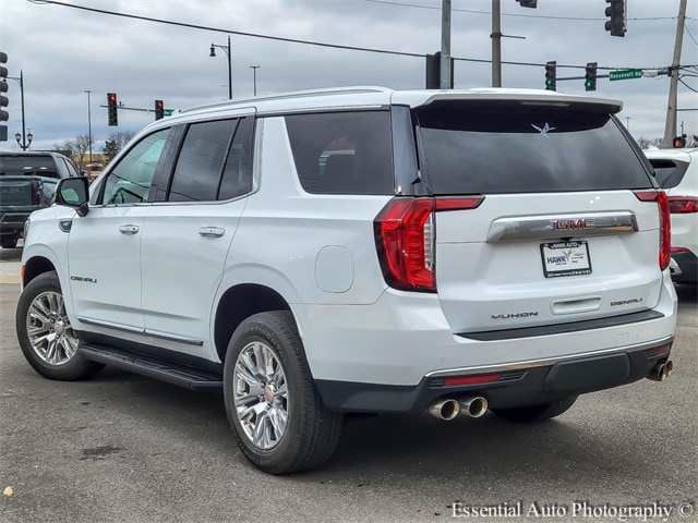 2023 GMC YUKON - Image 7