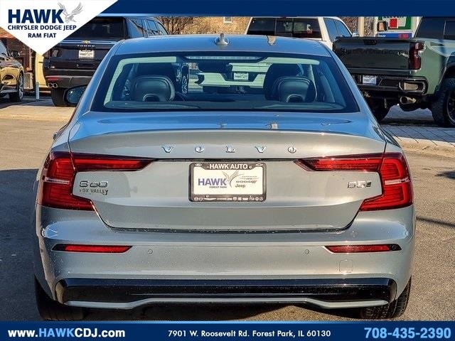 2024 VOLVO S60 - Image 5