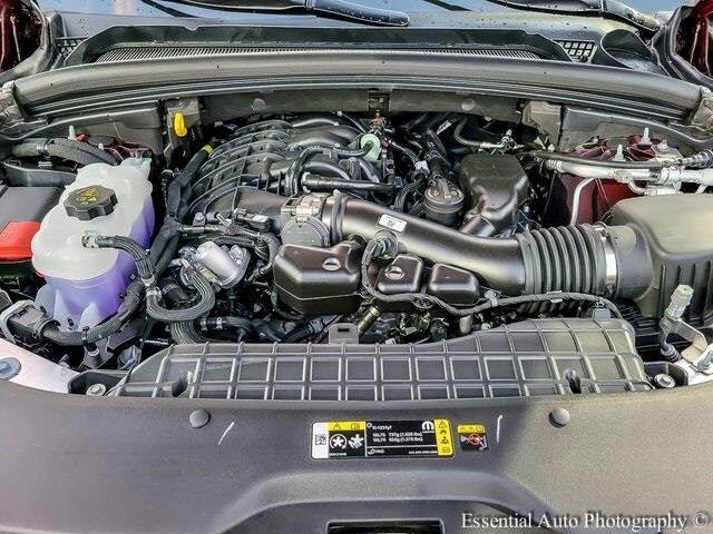 2025 JEEP GRAND CHEROKEE - Image 8