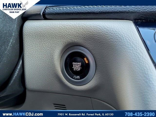 2023 CHRYSLER PACIFICA - Image 19