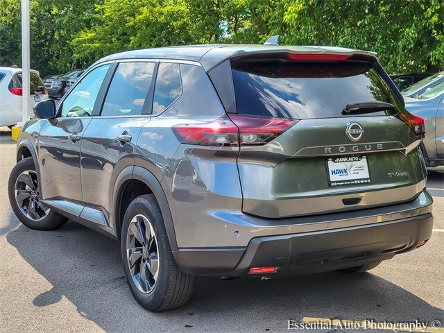 2024 Nissan Rogue SV photo 2