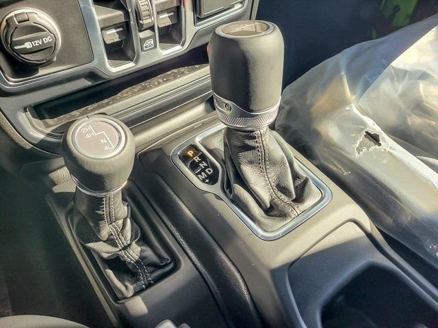 2026 JEEP GLADIATOR - Image 16