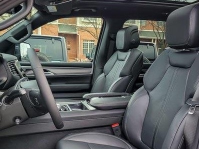 2026 JEEP GRAND WAGONEER - Image 9