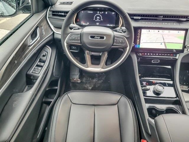 2026 JEEP GRAND CHEROKEE L - Image 11