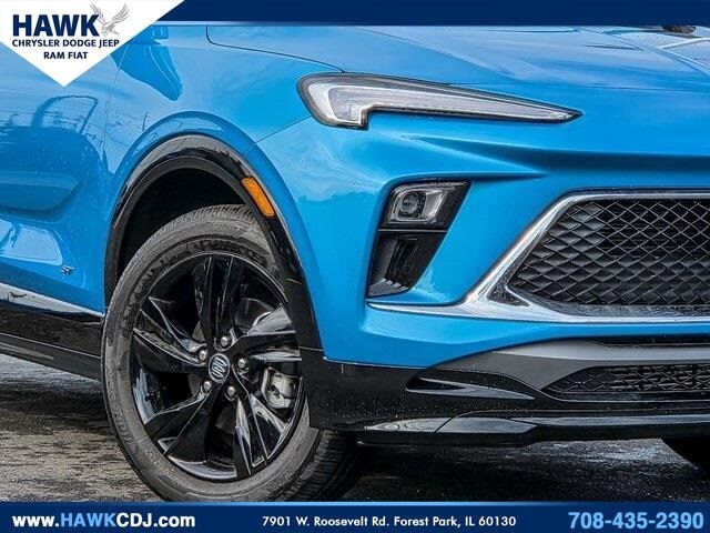 2025 Buick Encore GX Sport Touring photo 3