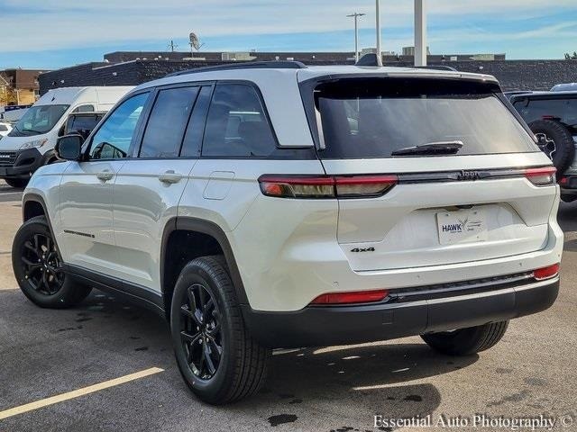 2025 JEEP GRAND CHEROKEE - Image 7