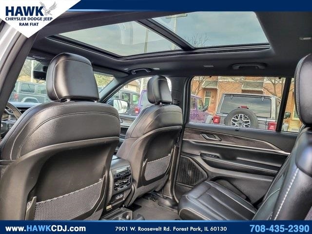 2024 JEEP GRAND CHEROKEE L - Image 13