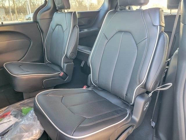 2026 CHRYSLER PACIFICA - Image 10