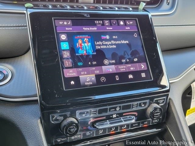 2025 JEEP GRAND CHEROKEE - Image 17