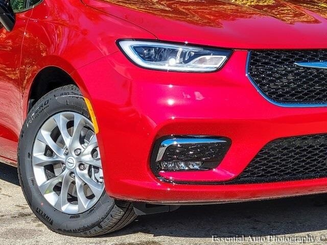 2026 CHRYSLER PACIFICA - Image 3