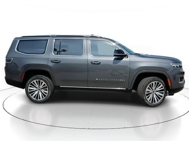 Used 2023 Jeep Grand Wagoneer Series III with VIN 1C4SJVGP0PS506383 for sale in Plainfield, IL