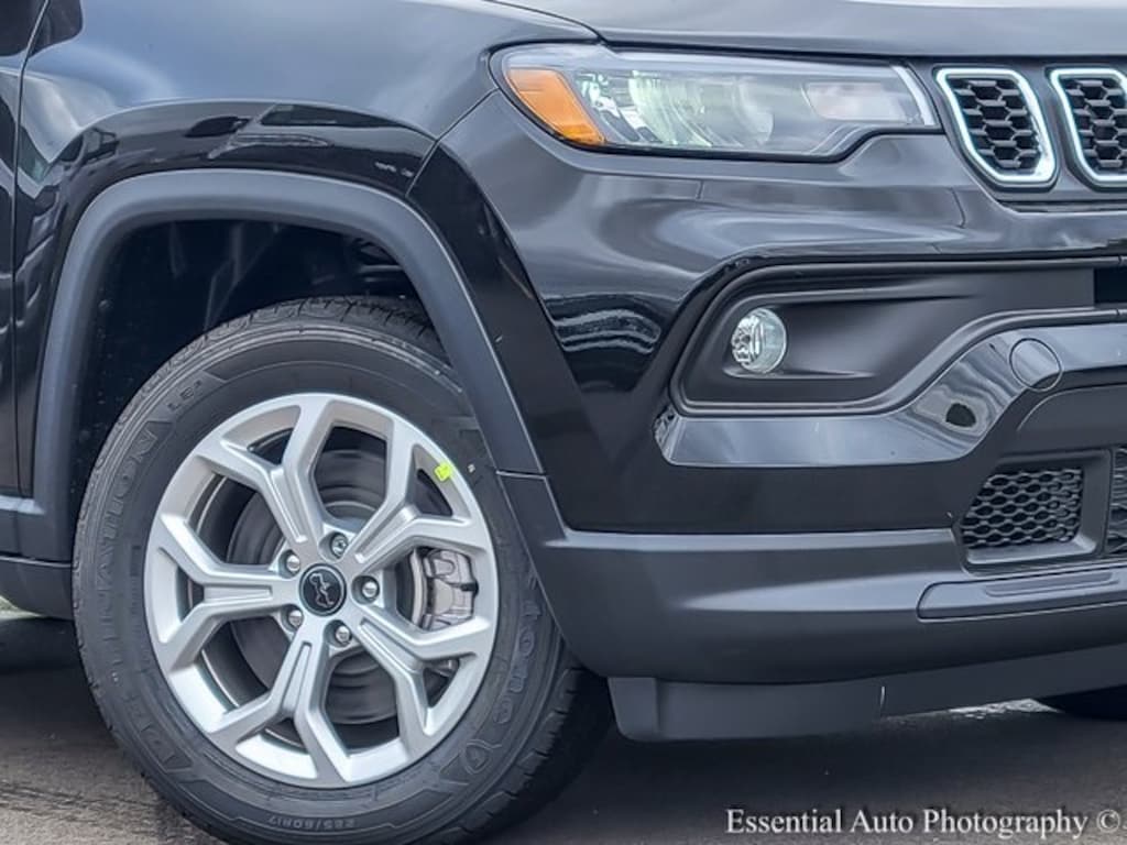New 2026 Jeep Compass Latitude Sport Utility
