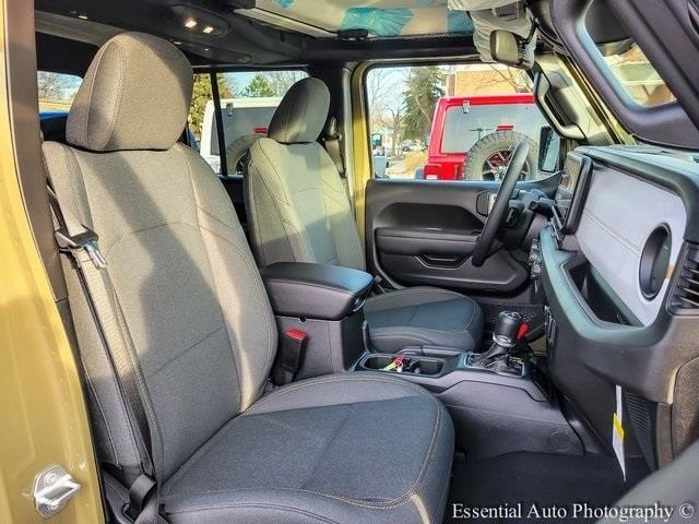 2026 JEEP GLADIATOR - Image 24