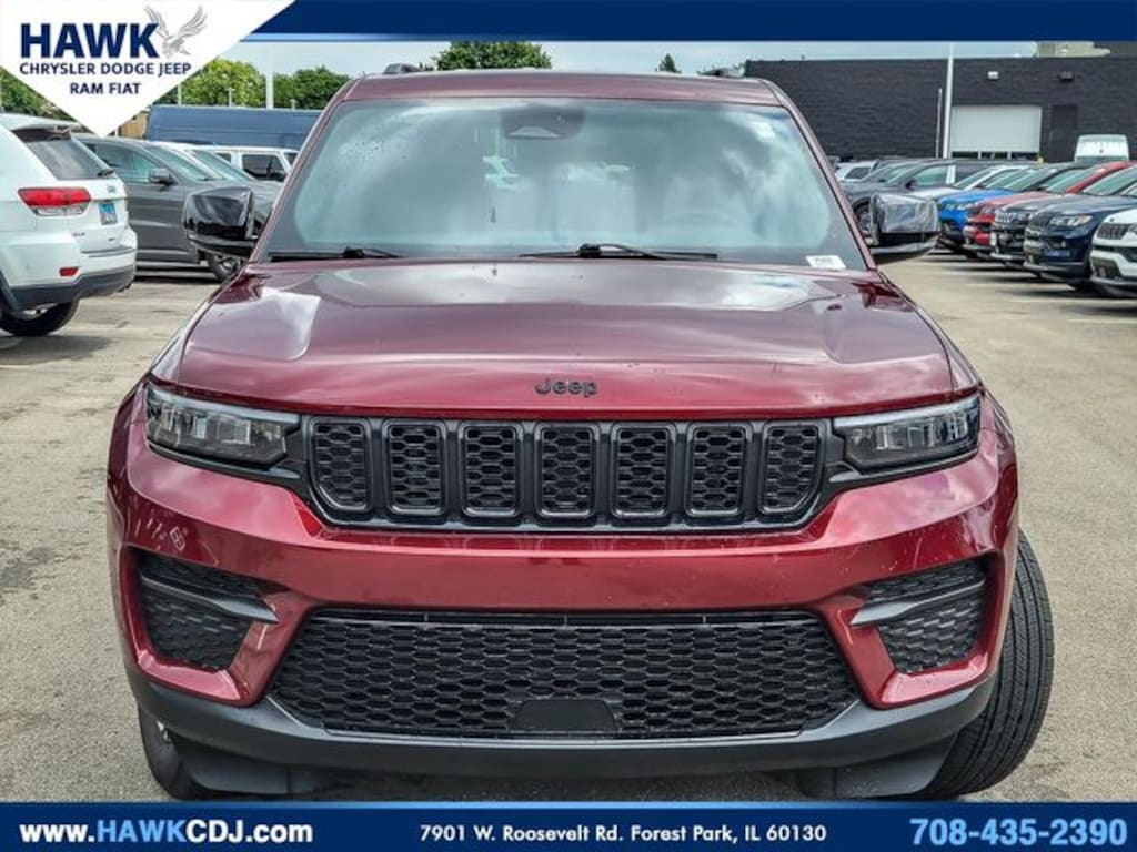 Used 2025 Jeep Grand Cherokee Altitude SUV
