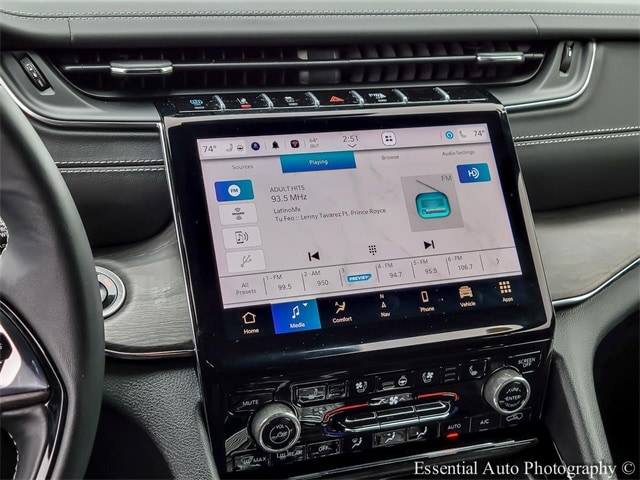 2024 JEEP GRAND CHEROKEE - Image 23