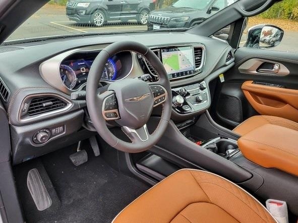 2026 CHRYSLER PACIFICA - Image 10