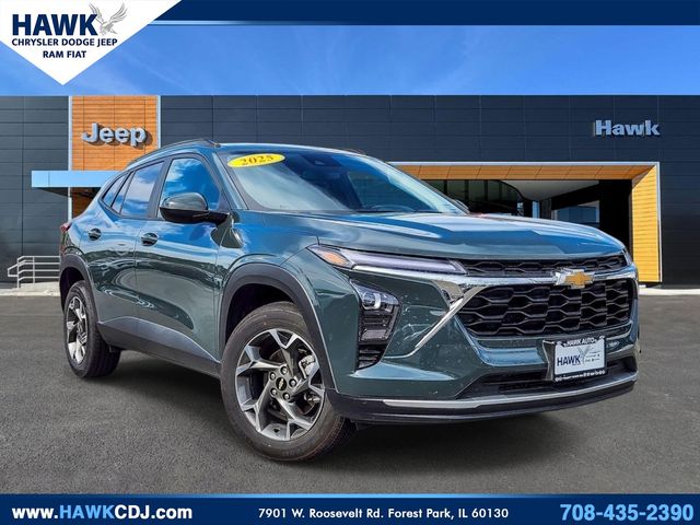 2025 Chevrolet Trax LT's photo