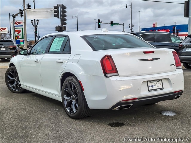 2023 CHRYSLER 300 - Image 7