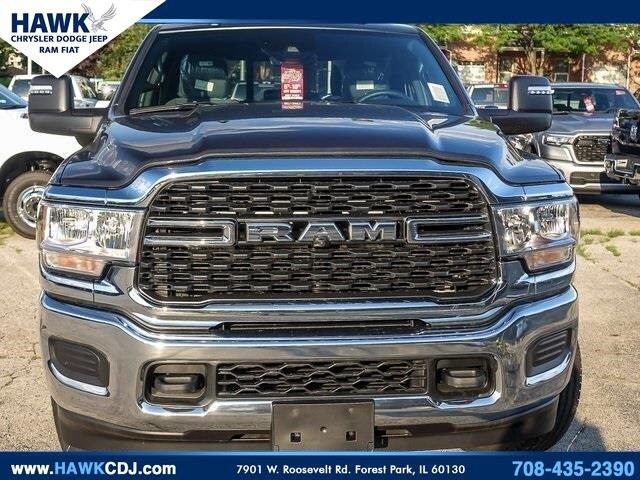 2024 Ram 2500 Tradesman photo 2