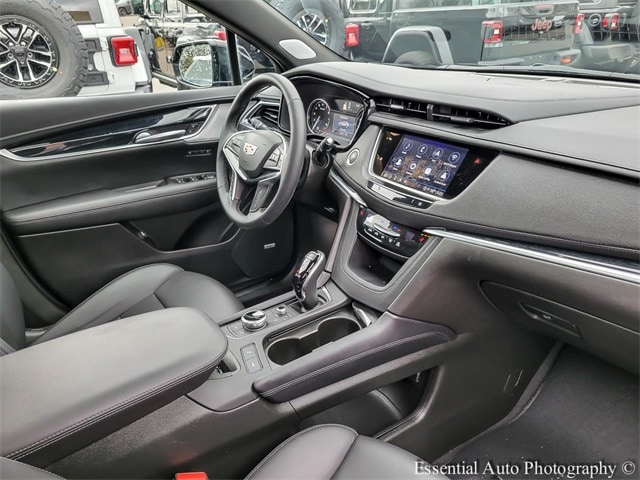 2025 CADILLAC XT5 - Image 33