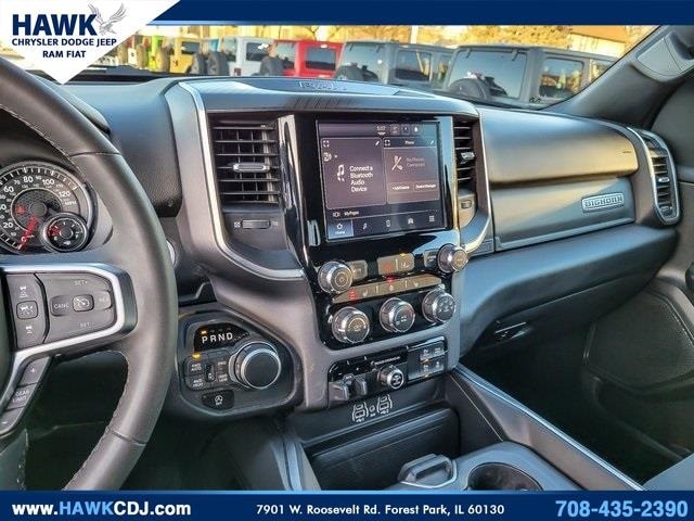 2025 RAM 1500 - Image 19