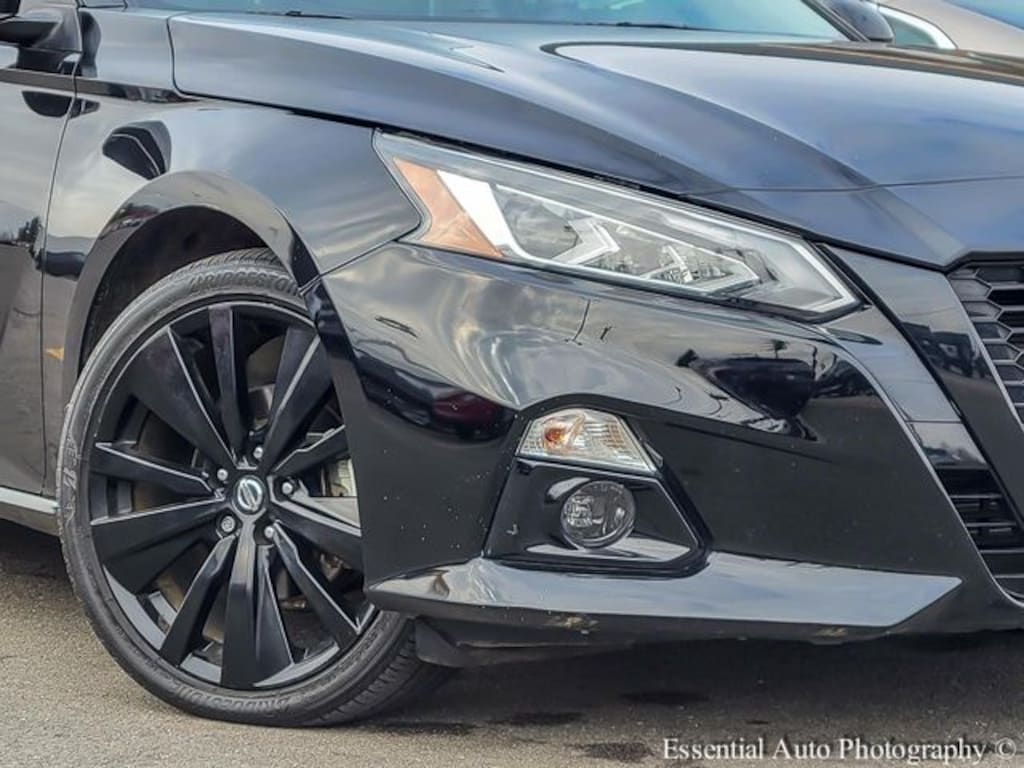 Used 2022 Nissan Altima 2.5 SR Sedan