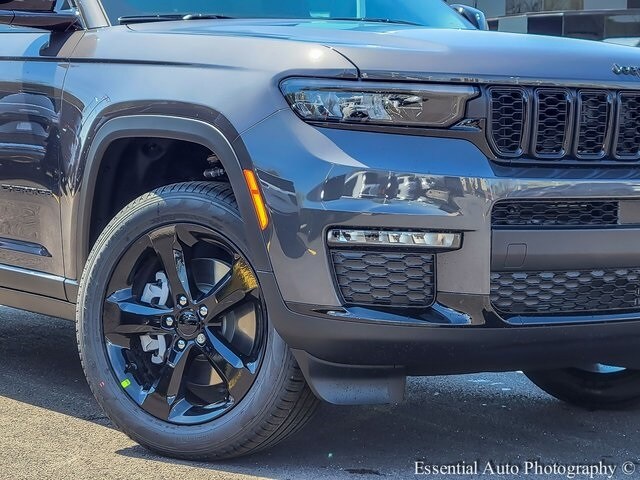 2025 Jeep Grand Cherokee L photo 3