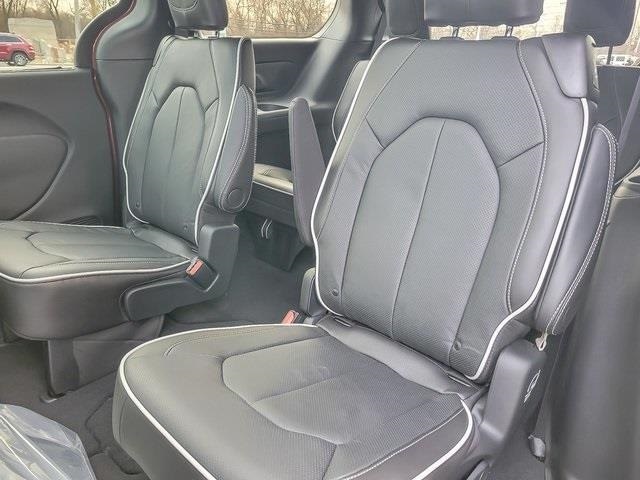 2026 CHRYSLER PACIFICA - Image 11