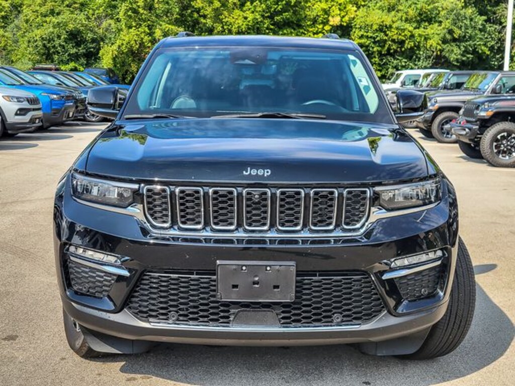 Used 2023 Jeep Grand Cherokee Limited SUV