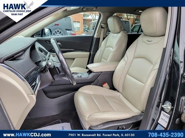 2023 CADILLAC XT4 - Image 8