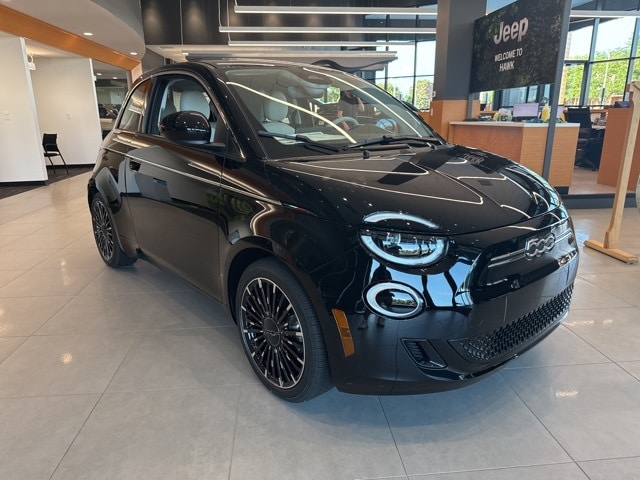2025 FIAT 500e Battery Electric